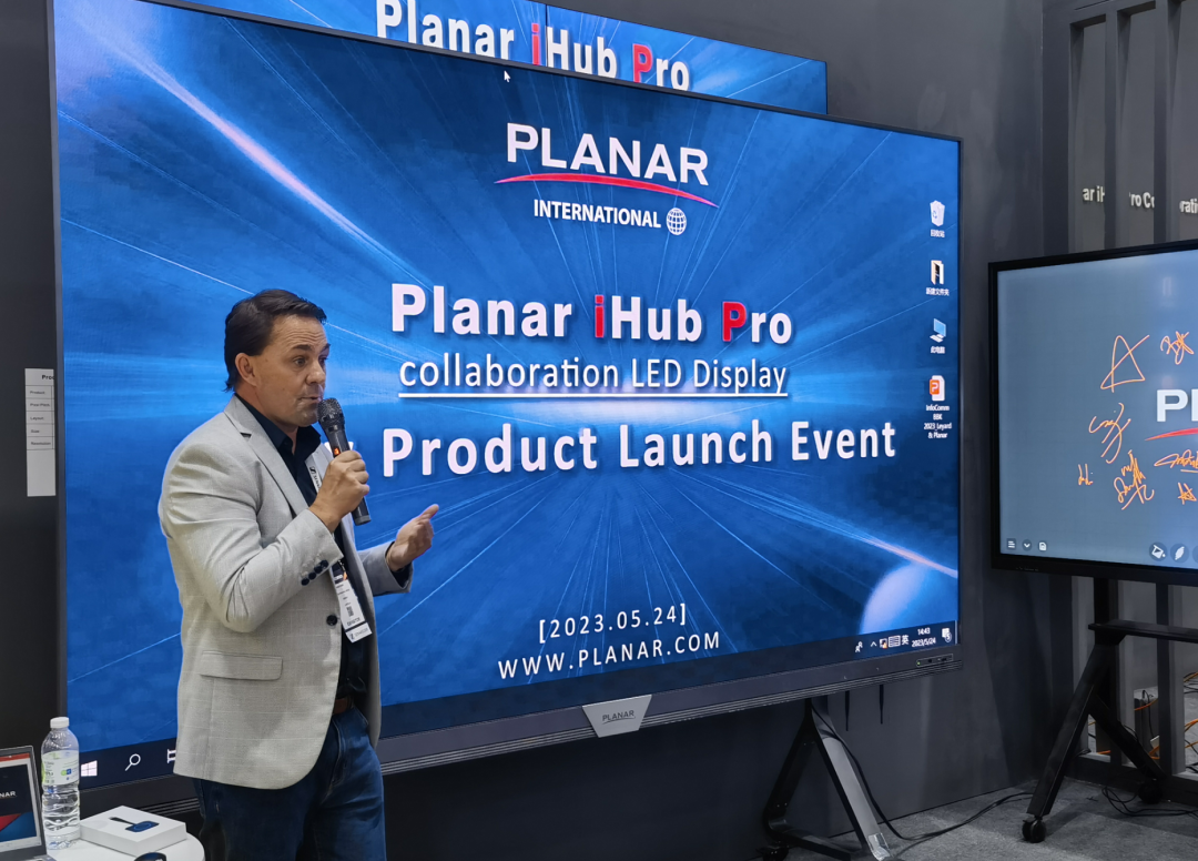 InfoComm Asia | xcsport体育Planar全球首发第四代Micro LED智能一体机